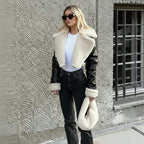 Chaqueta Corta con Cuello de Piel Sintética