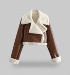 Chaqueta Corta con Cuello de Piel Sintética