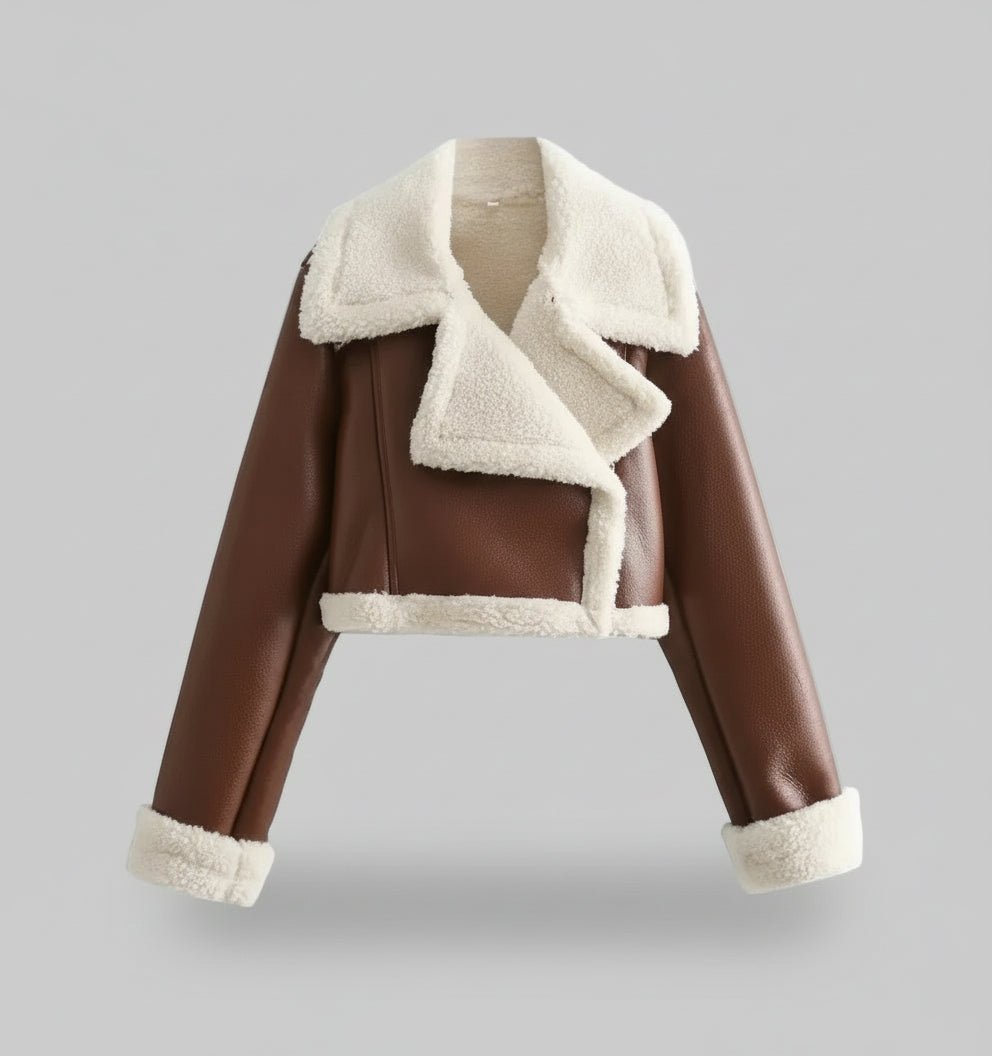 Chaqueta Corta con Cuello de Piel Sintética